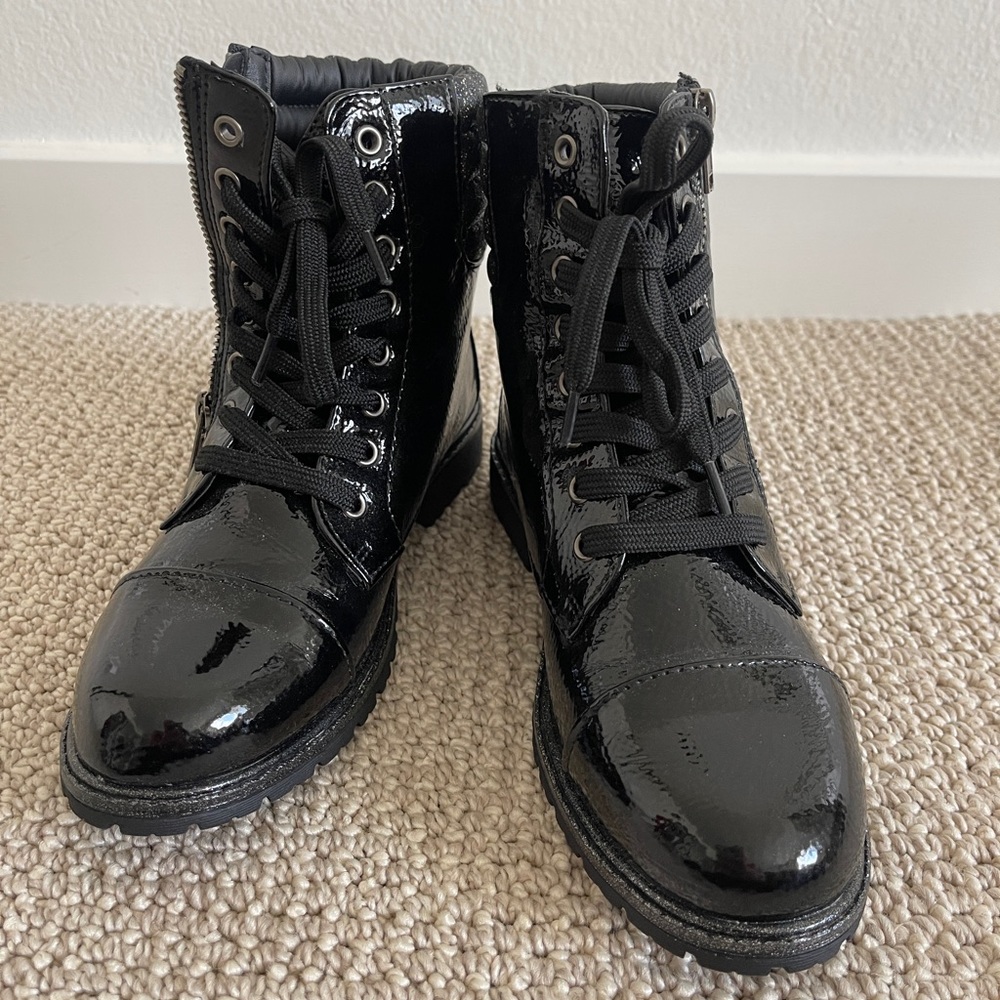 Cute boots NEW